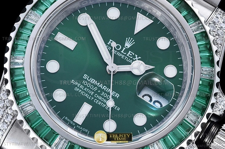 1206 Elegant Submariner 116610LV 904L Dia SS SS Grn Noob A 1080